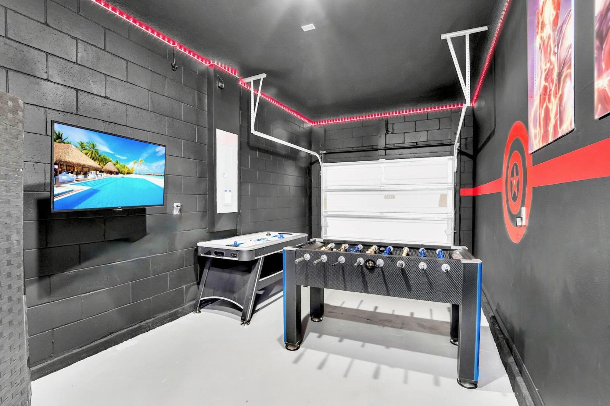 Stunning Rare Lake Front 7Br Holiday Home - Sleeps 14 - Pool, Hot Tub, & Games! Orlando Eksteriør billede