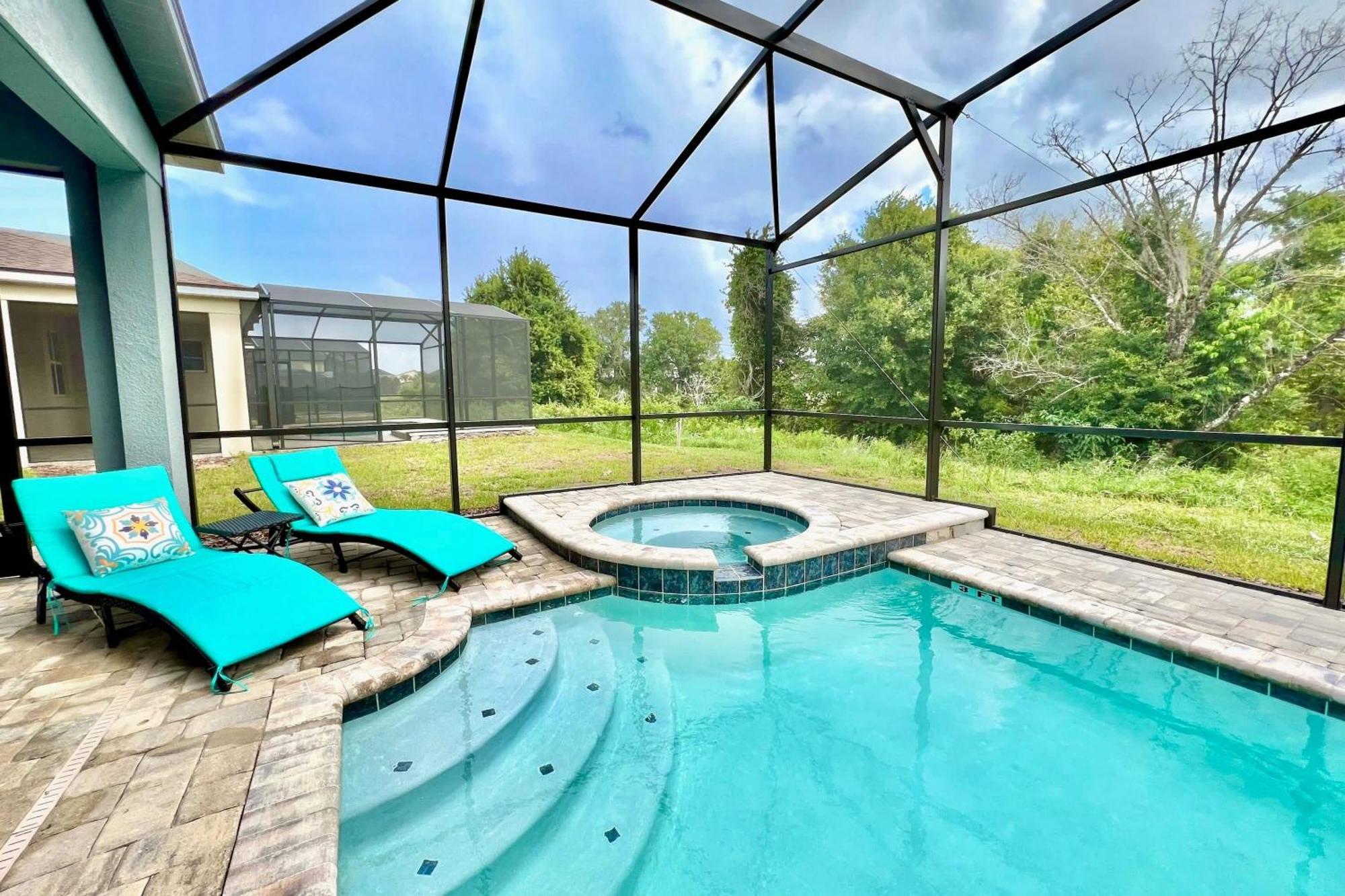 Stunning Rare Lake Front 7Br Holiday Home - Sleeps 14 - Pool, Hot Tub, & Games! Orlando Eksteriør billede