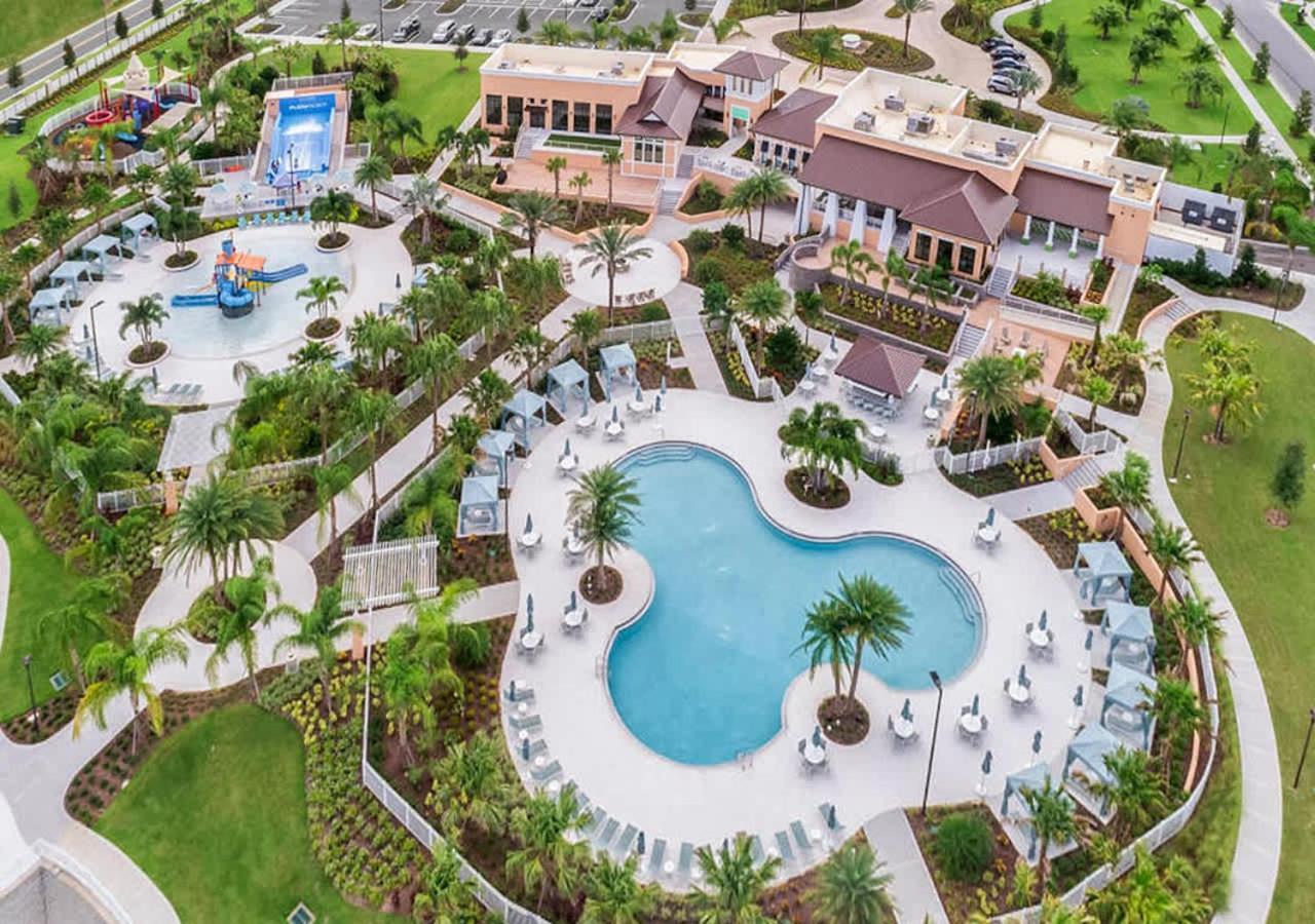 Stunning Rare Lake Front 7Br Holiday Home - Sleeps 14 - Pool, Hot Tub, & Games! Orlando Eksteriør billede